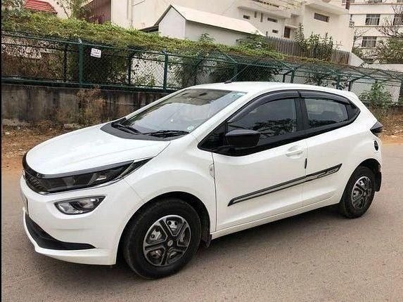 Tata Altroz XZ Petrol 2021