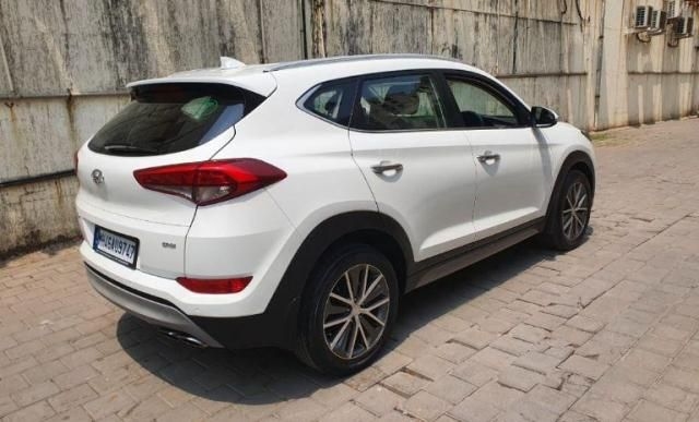 Hyundai Tucson 2WD AT GLS Diesel 2016