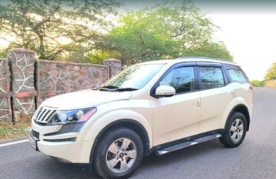 Mahindra XUV500 W8 2WD 2014