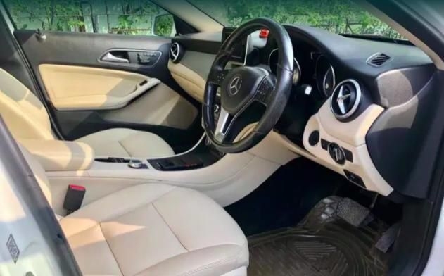 Mercedes-Benz GLA 200 CDI Sport 2015