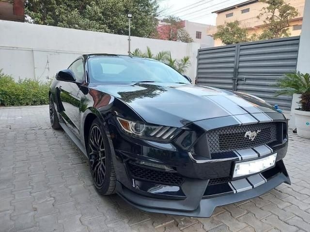 Ford Mustang GT Fastback 5.0L V8 2019