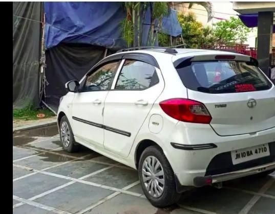 Tata Tiago Revotorq XT 2016