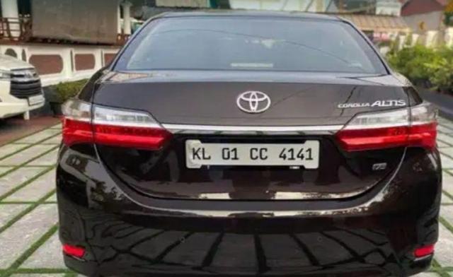 Toyota Corolla Altis 1.8 VL AT 2017