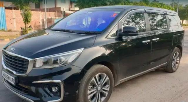 Kia Carnival Premium 8 STR 2021