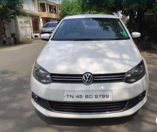 Volkswagen Vento 1.6L Highline 2013