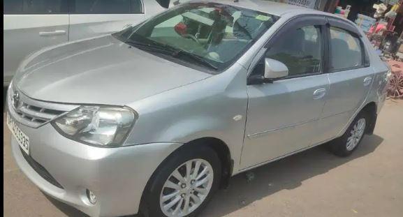 Toyota Etios Cross 1.4 GD 2013