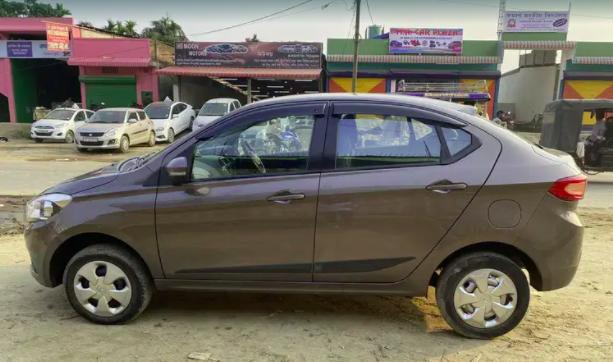 Tata Tigor Revotron XT 2018