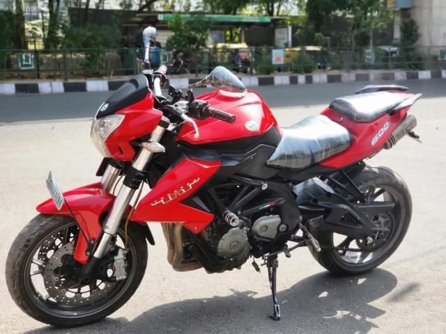 Benelli TNT 600i 2015