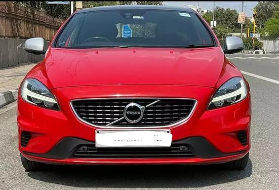 Volvo V40 D3 R-Design 2018