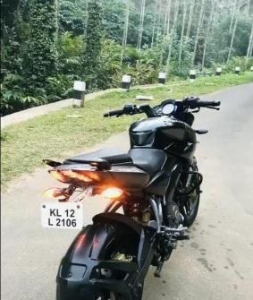 Bajaj Pulsar NS200 2017