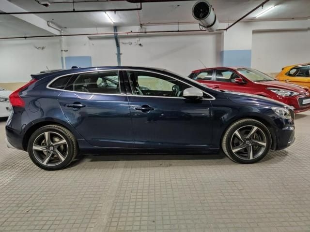 Volvo V40 D3 R-Design 2015