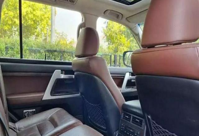 Toyota Land Cruiser LC 200 VX 2017