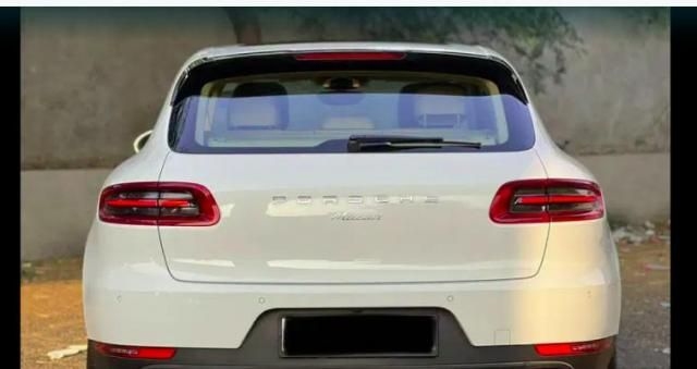 Porsche Macan 2.0 L Petrol 2017