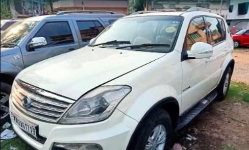 Mahindra Ssangyong Rexton RX6 2016