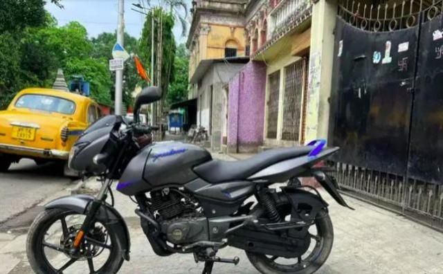 Bajaj Pulsar 125cc Disc BS6 2020