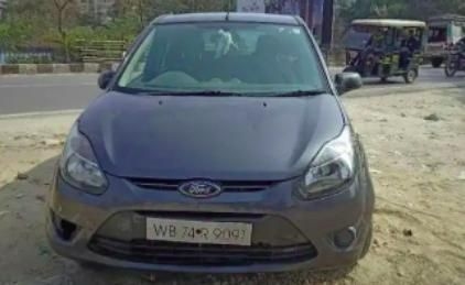 Ford Figo 1.2P TITANIUM MT 2010