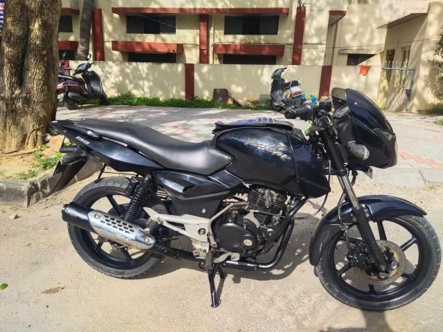 Bajaj Pulsar 150cc 2010