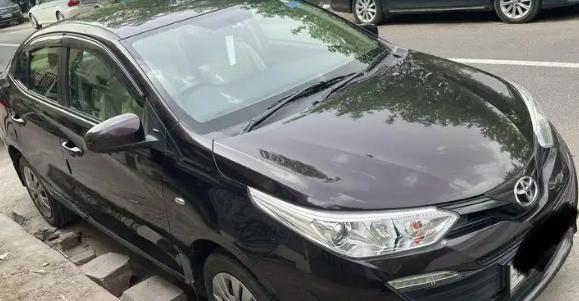 Toyota Yaris J AT 2019