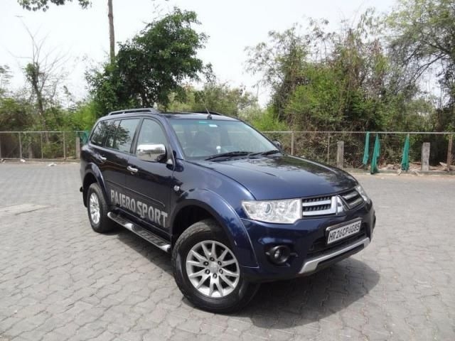 Mitsubishi Pajero Sport 2.5 AT 2015