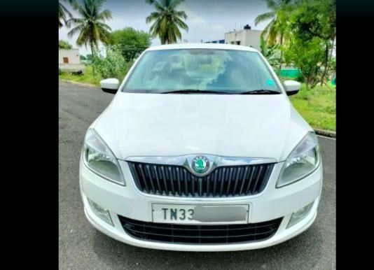 Skoda Rapid 1.6 MPI AMBITION 2013