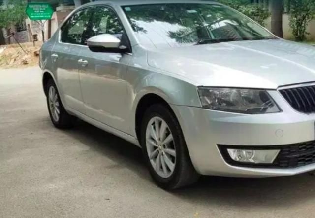 Skoda Octavia 2.0 TDI CR Ambition AT 2015