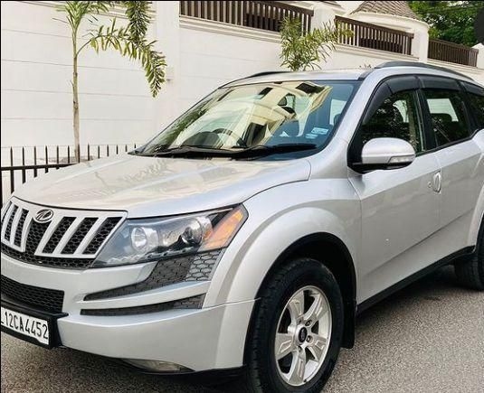 Mahindra XUV500 W8 2013