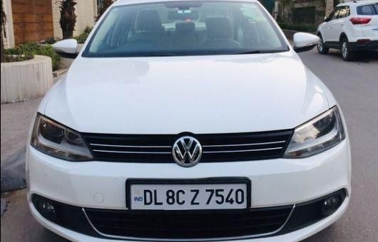 Volkswagen Jetta 2.0L TDI Highline 2013