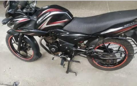 Bajaj Discover 125cc 2015