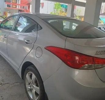 Hyundai Elantra 1.6 SX MT 2013