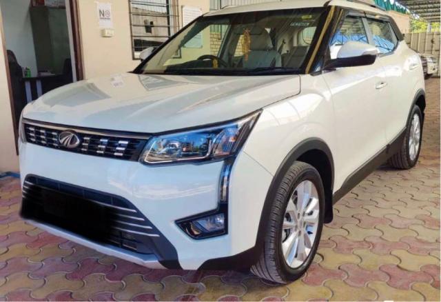 Mahindra XUV300 W8 (O) Diesel BS6 2021