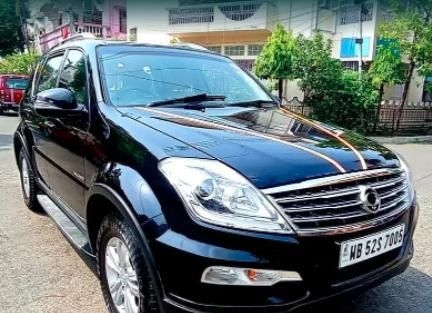 Mahindra Ssangyong Rexton RX5 2013