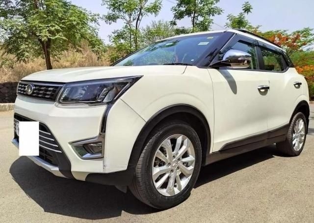 Mahindra XUV300 W8 Diesel 2019