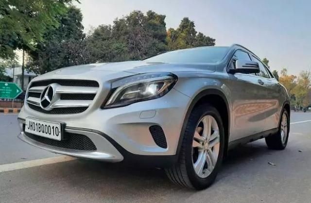 Mercedes-Benz GLA 200 Sport 2015