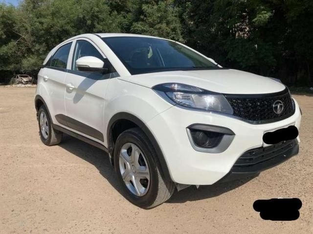 Tata Nexon XM Petrol 2020