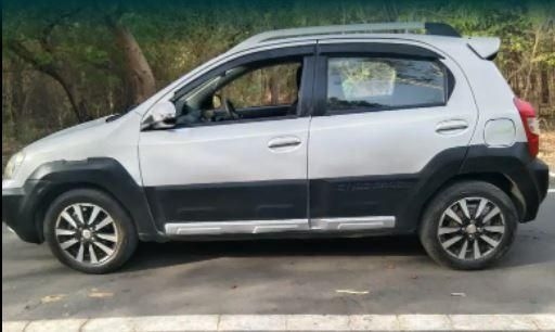 Toyota Etios Cross 1.5 V 2015