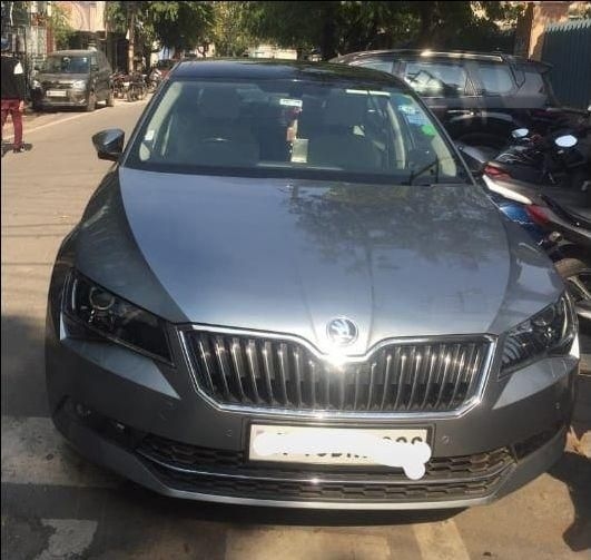 Skoda Superb Sportline BS6 2020