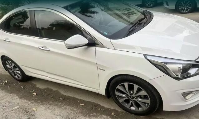 Hyundai Verna 1.6 CRDI S 2015