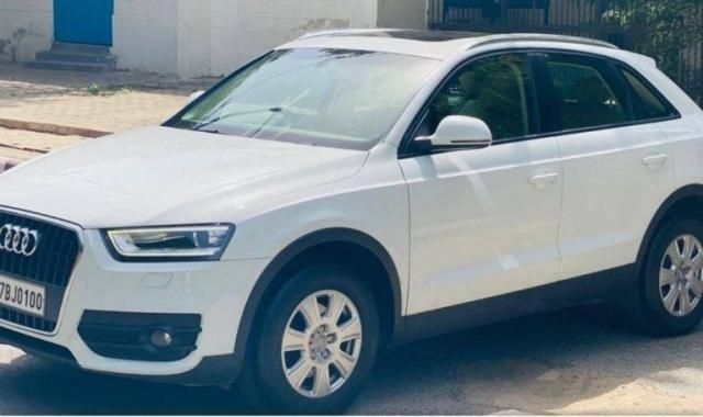 Audi Q3 35 TDI quattro Premium Plus 2015