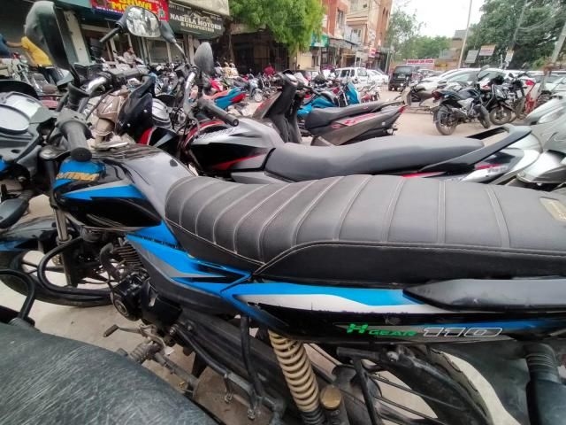 Bajaj Platina 110 H Gear Disc 2019