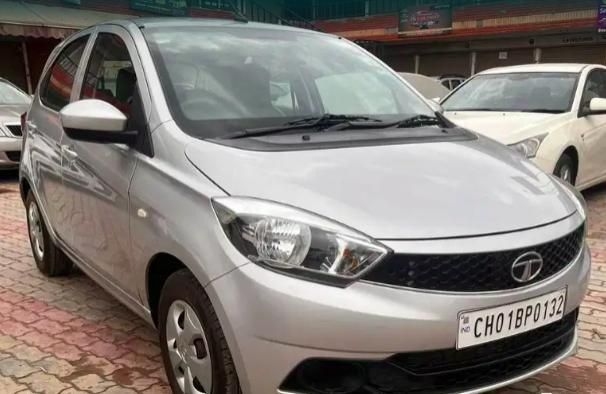 Tata Tiago Revotron XT 2017