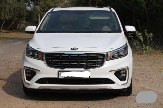 Kia Carnival Limousine 7 STR 2020