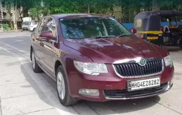 Skoda Superb ELEGANCE 2.0 TDI CR AT 2011