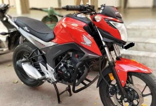 Honda CB Hornet 160R STD 2017