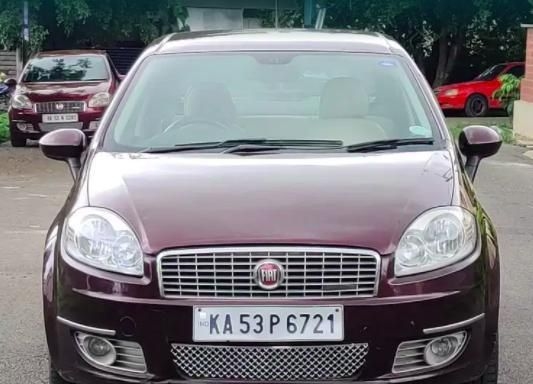 Fiat Linea EMOTION 1.3 2011