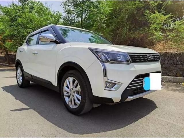 Mahindra XUV300 W8 (O) Petrol BS6 2021