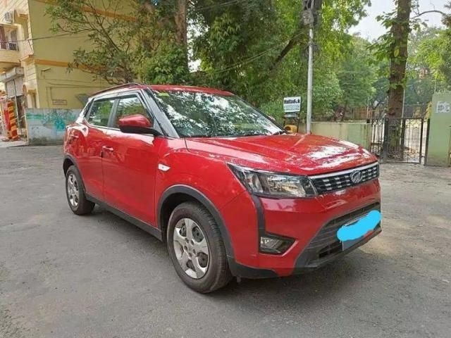 Mahindra XUV300 W8 Petrol BS6 2020