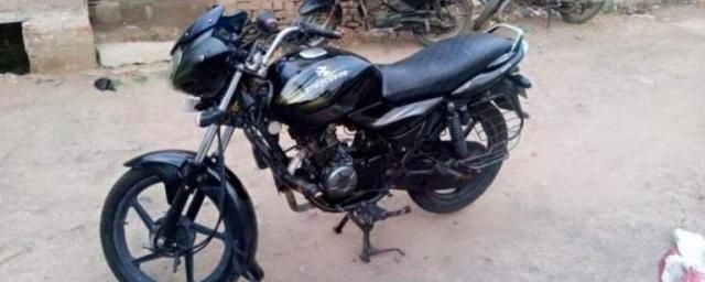 Bajaj Discover 100cc 2011