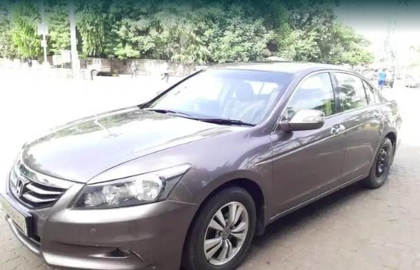 Honda Accord 2.4 i-VTEC MT 2012