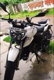 TVS Apache RTR 200 4V FI 2017