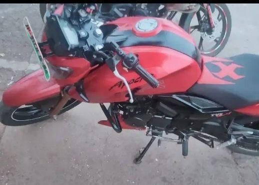 TVS Apache RTR 200 4V FI 2017